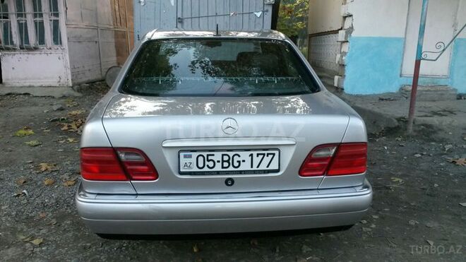Mercedes E 230 1996, 263,000 km - 2.3 l - Ağstafa