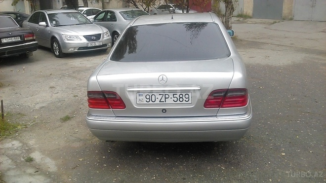 Mercedes E 240 1998, 248,645 km - 2.4 l - Bakı