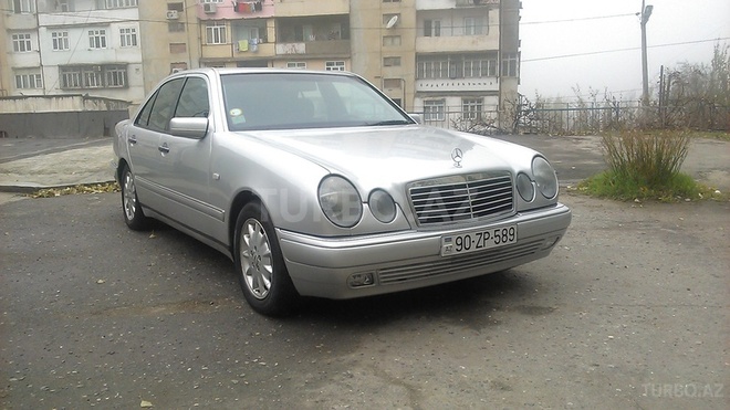 Mercedes E 240 1998, 248,645 km - 2.4 l - Bakı