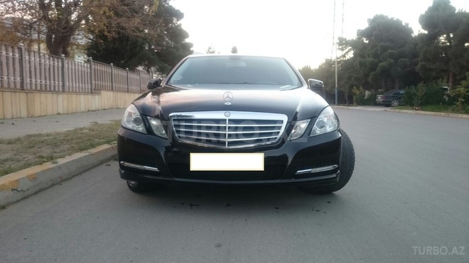 Mercedes E 220 2011, 180,000 km - 2.2 l - Bakı