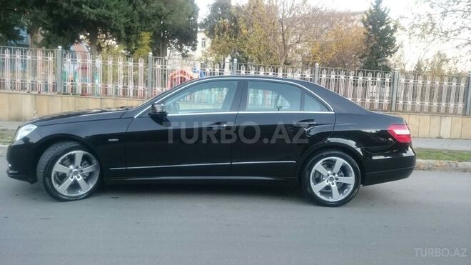 Mercedes E 220 2011, 180,000 km - 2.2 l - Bakı