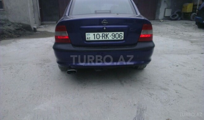Opel Vectra 1996, 180,000 km - 1.6 l - Bakı