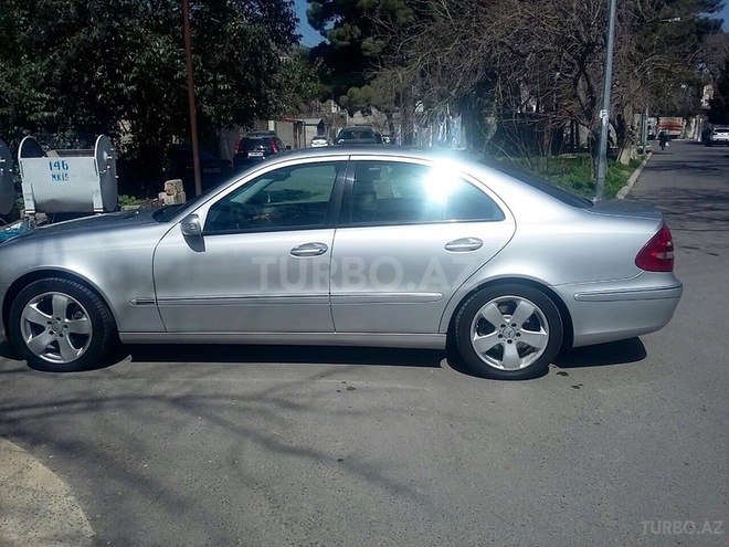 Mercedes E 220 2002, 227,215 km - 2.2 l - Bakı