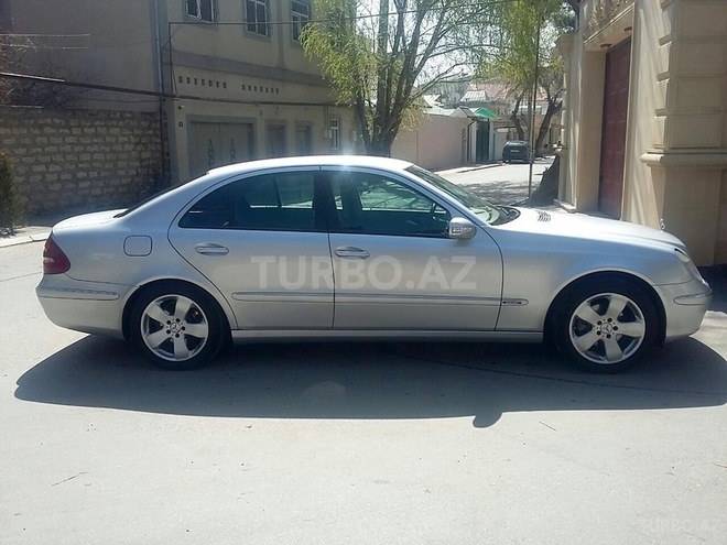 Mercedes E 220 2002, 227,215 km - 2.2 l - Bakı