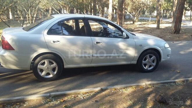 Nissan Sunny 2011, 124,600 km - 1.6 л - Sumqayıt