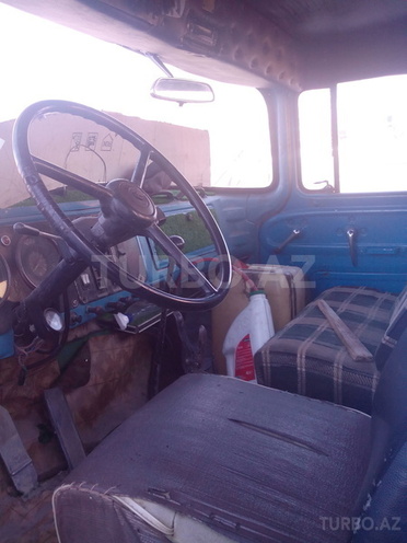 ZIL 130 1988, 110,000 km - 6.0 l - Yevlax
