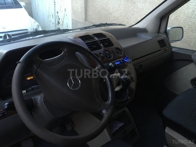 Mercedes Vito 2001, 439,000 km - 2.2 l - Gəncə