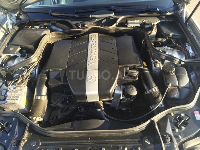 Mercedes E 240 2002, 215,000 km - 2.6 l - Siyəzən