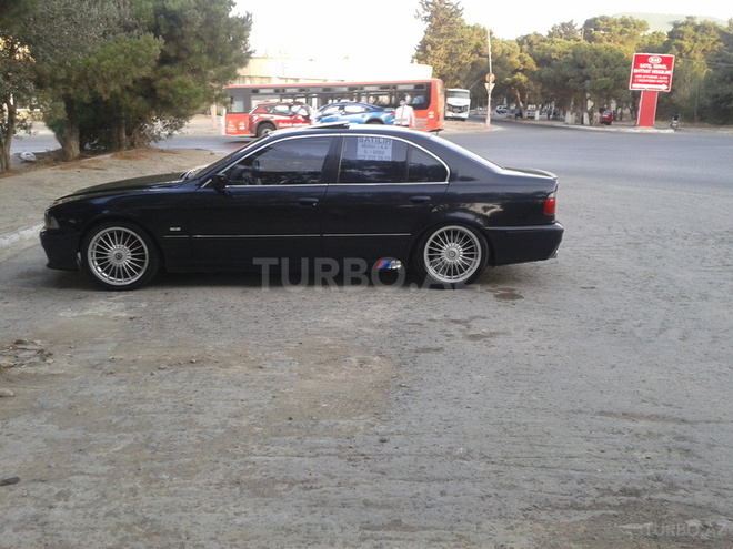 BMW 528 1997, 200,000 km - 2.8 l - Bakı