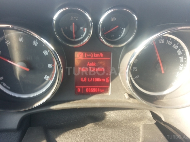Opel Astra 2013, 66,000 km - 1.4 l - Bakı