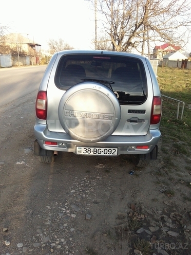 Chevrolet Niva 2005, 240,000 km - 1.7 l - Qusar