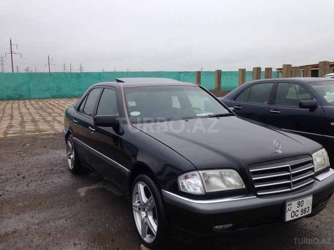 Mercedes C 230 2000, 198,300 km - 2.3 l - Bakı