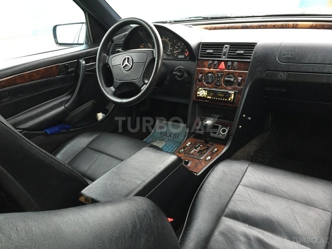 Mercedes C 230 2000, 198,300 km - 2.3 l - Bakı