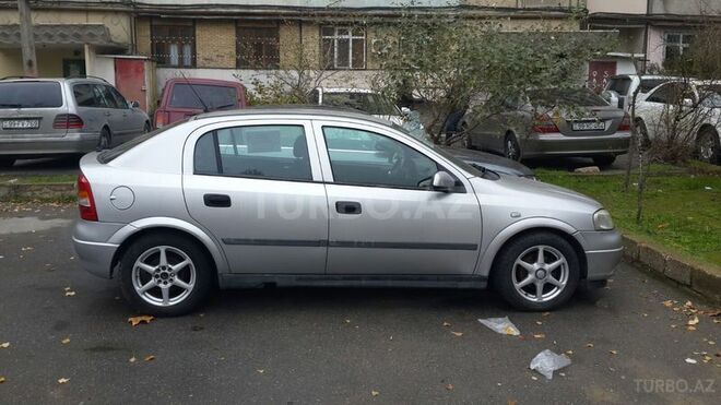 Opel Astra 2000, 150,000 km - 1.4 л - Bakı