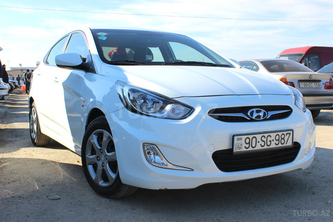 Hyundai Accent 2013, 35,000 km - 1.6 l - Bakı