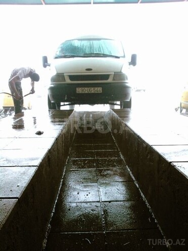 Ford Transit 2005, 560,000 km - 2.4 l - Sabirabad