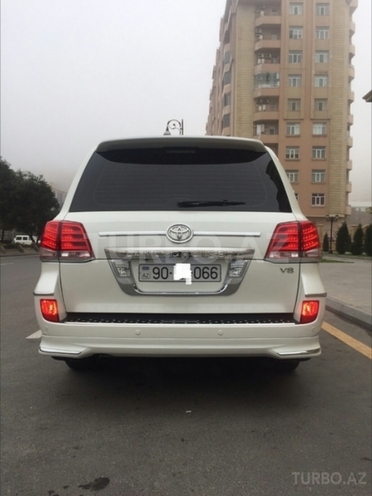Toyota Land Cruiser 2014, 31,000 km - 4.6 l - Bakı