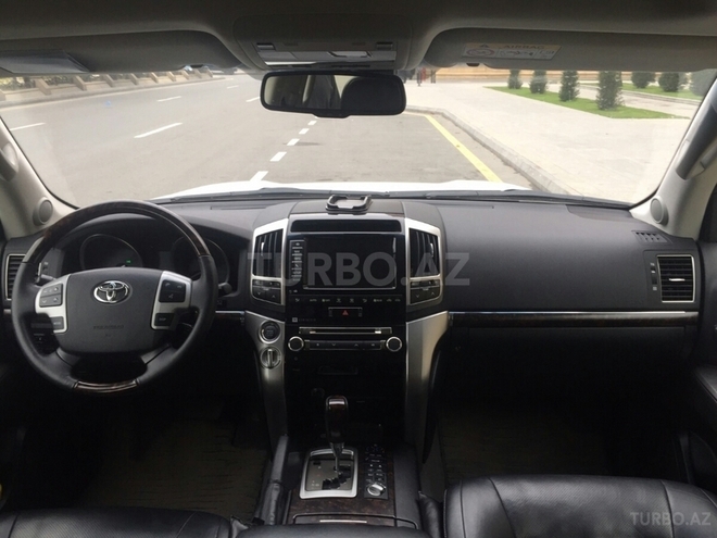 Toyota Land Cruiser 2014, 31,000 km - 4.6 l - Bakı