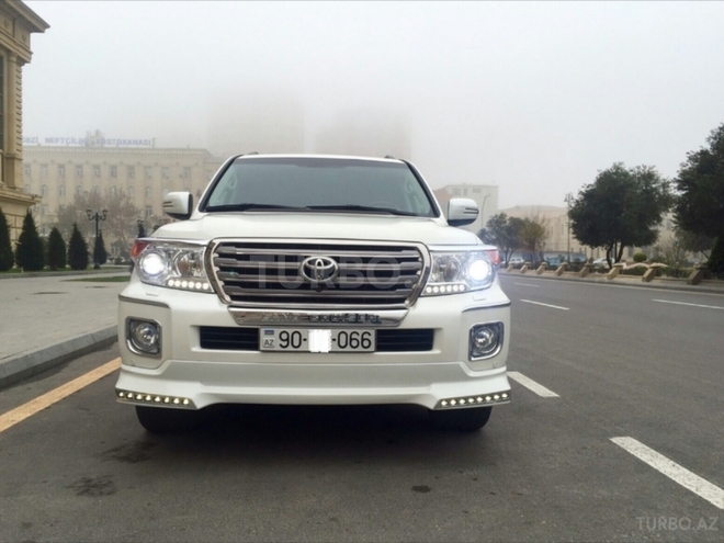 Toyota Land Cruiser 2014, 31,000 km - 4.6 l - Bakı