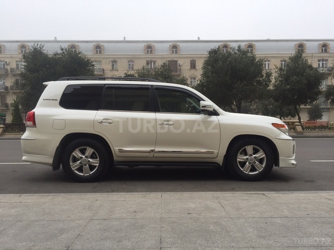 Toyota Land Cruiser 2014, 31,000 km - 4.6 l - Bakı