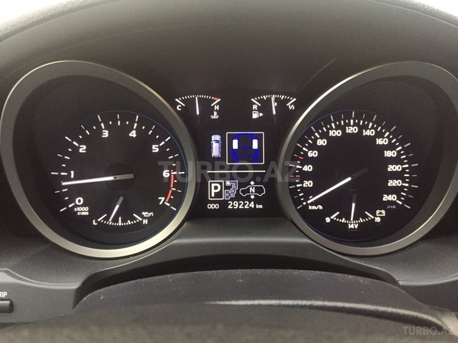 Toyota Land Cruiser 2014, 31,000 km - 4.6 l - Bakı