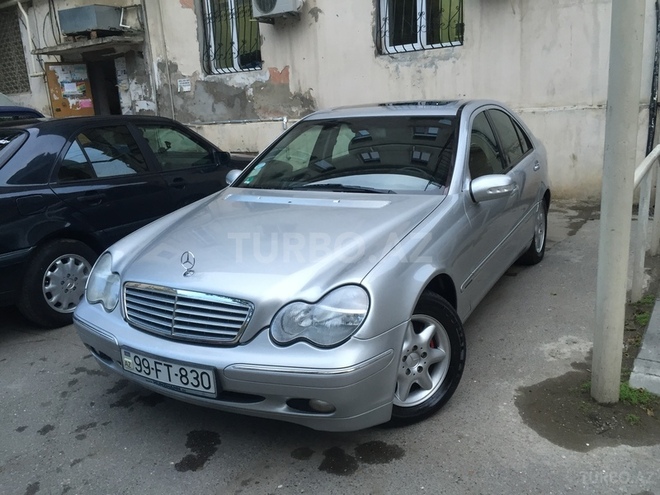 Mercedes C 200 2001, 165,000 km - 2.0 l - Bakı