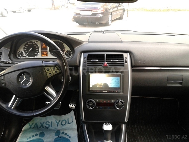 Mercedes B 170 2010, 22,000 km - 1.7 л - Bakı