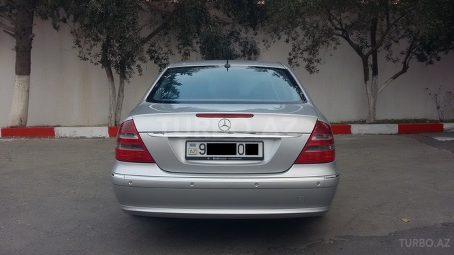 Mercedes E 240 2004, 144,000 km - 2.6 l - Bakı