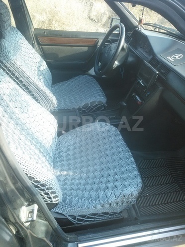 Mercedes E 250 1994, 320,000 km - 2.5 l - Bakı