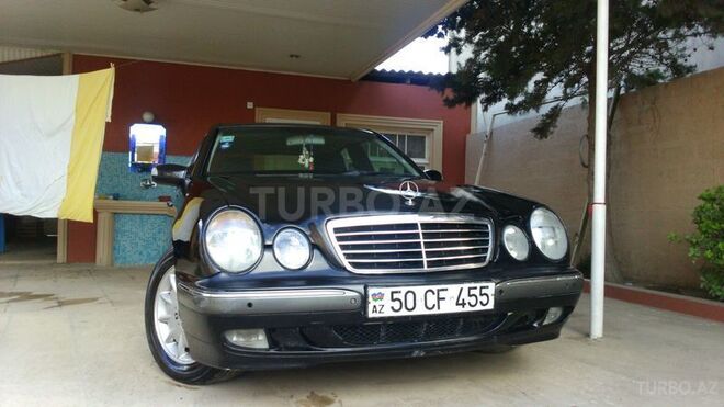Mercedes E 200 2000, 220,000 km - 2.0 l - Bakı