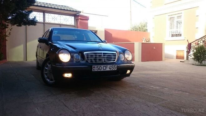 Mercedes E 200 2000, 220,000 km - 2.0 l - Bakı