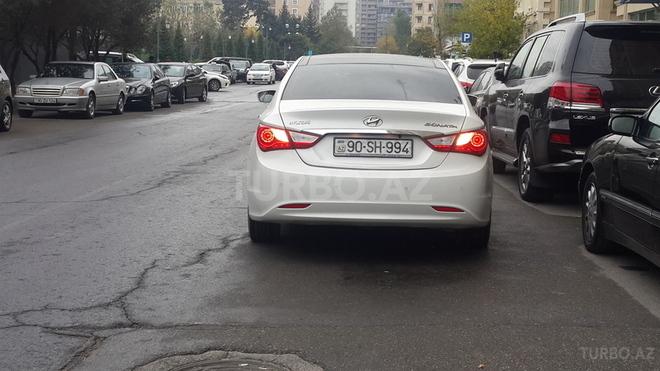 Hyundai Sonata 2010, 80,000 km - 2.4 l - Bakı
