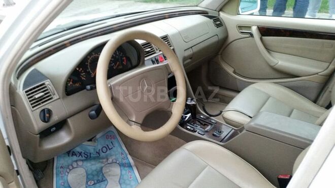 Mercedes C 230 1999, 172,000 km - 2.3 l - Bakı
