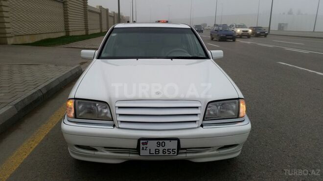 Mercedes C 230 1999, 172,000 km - 2.3 l - Bakı