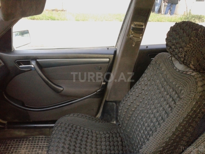 Mercedes C 250 1993, 350,000 km - 2.5 l - Sumqayıt