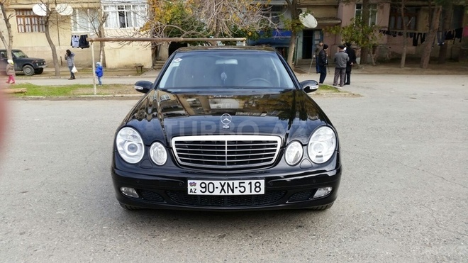 Mercedes E 270 2002, 181,000 km - 2.7 l - Sumqayıt