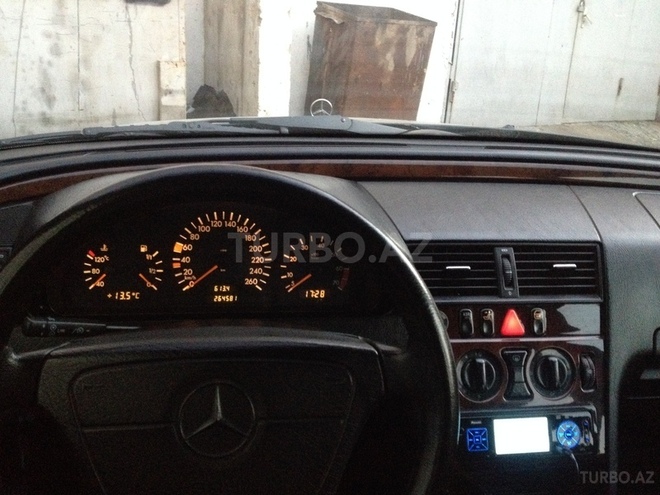 Mercedes C 240 1997, 260,000 km - 2.4 l - Bakı