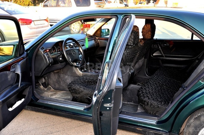 Mercedes E 240 1998, 164,000 km - 2.4 l - Bakı