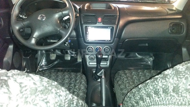 Nissan Sunny 2010, 100,565 km - 1.6 l - Bakı