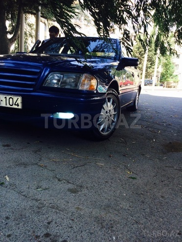 Mercedes C 220 1999, 370,000 km - 2.2 л - Bakı
