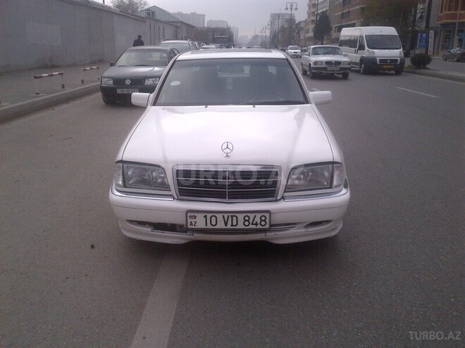 Mercedes C 220 1995, 230,000 km - 2.2 l - Bakı