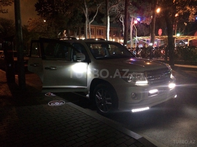 Toyota Land Cruiser 2013, 27,500 km - 4.0 l - Bakı