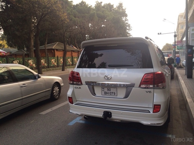Toyota Land Cruiser 2013, 27,500 km - 4.0 l - Bakı