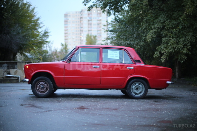 LADA (VAZ) 21011 1983, 136,080 km - 1.3 l - Bakı