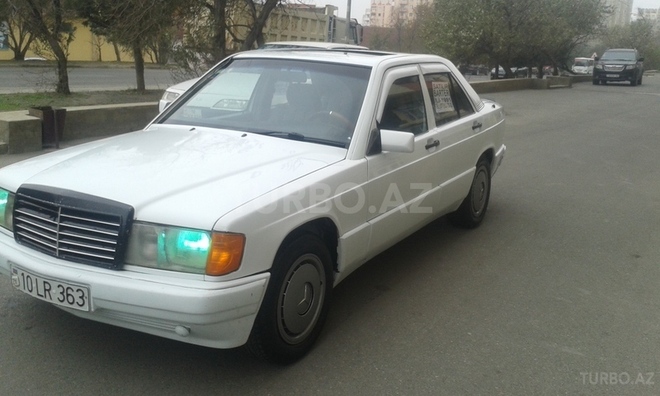 Mercedes 190 1992, 210,000 km - 2.0 l - Bakı