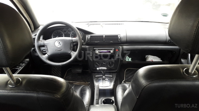 Volkswagen Passat 2001, 221,000 km - 1.8 l - Bakı