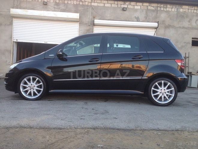 Mercedes B 170 2008, 70,000 km - 1.7 l - Bakı