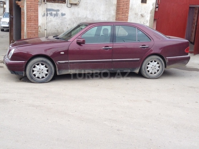 Mercedes E 230 1995, 432,000 km - 2.3 l - Bakı