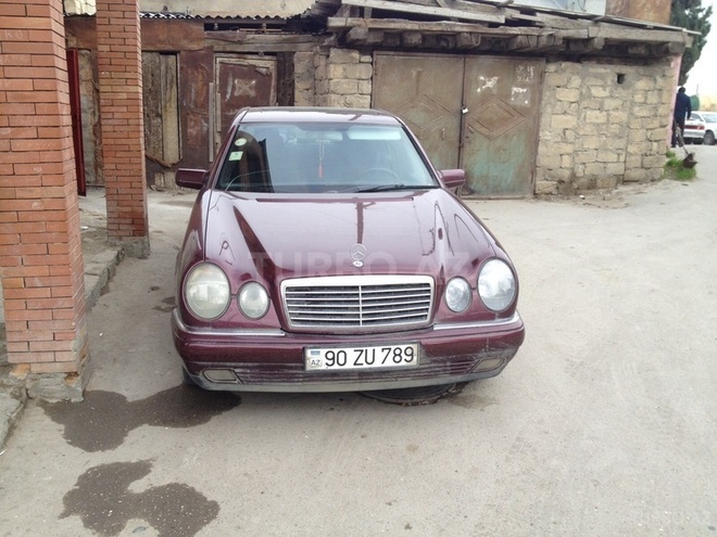 Mercedes E 230 1995, 432,000 km - 2.3 l - Bakı
