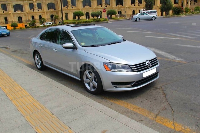 Volkswagen Passat 2012, 100,000 km - 2.0 l - Bakı